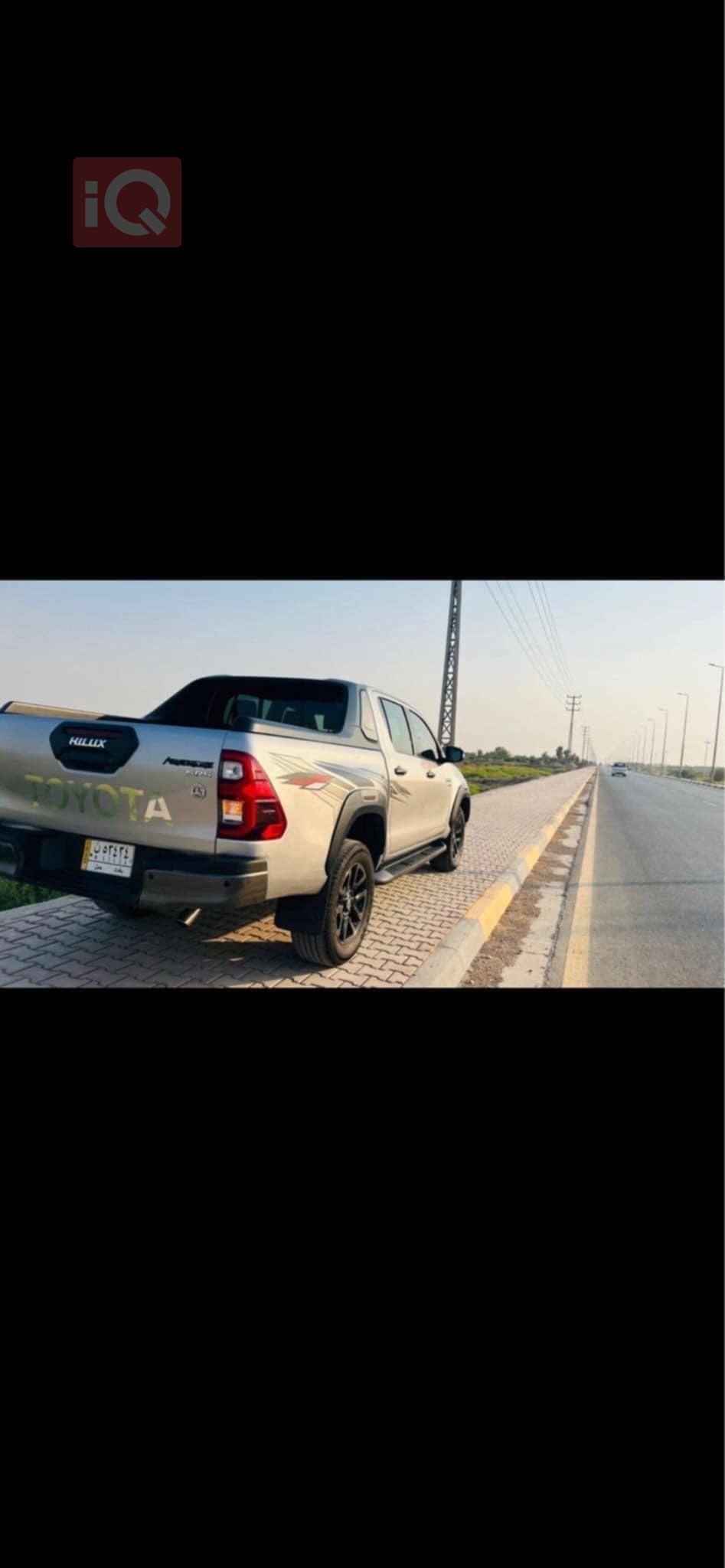تويوتا هايلوكس